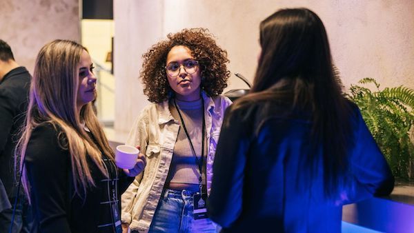Leren netwerken voor zzp'ers. Leren netwerken voor zzp'ers.